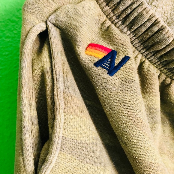 ⚡️⚡️ Aviator Nation Camo Bolt Sweatpants ⚡️⚡️ - Picture 2 of 10